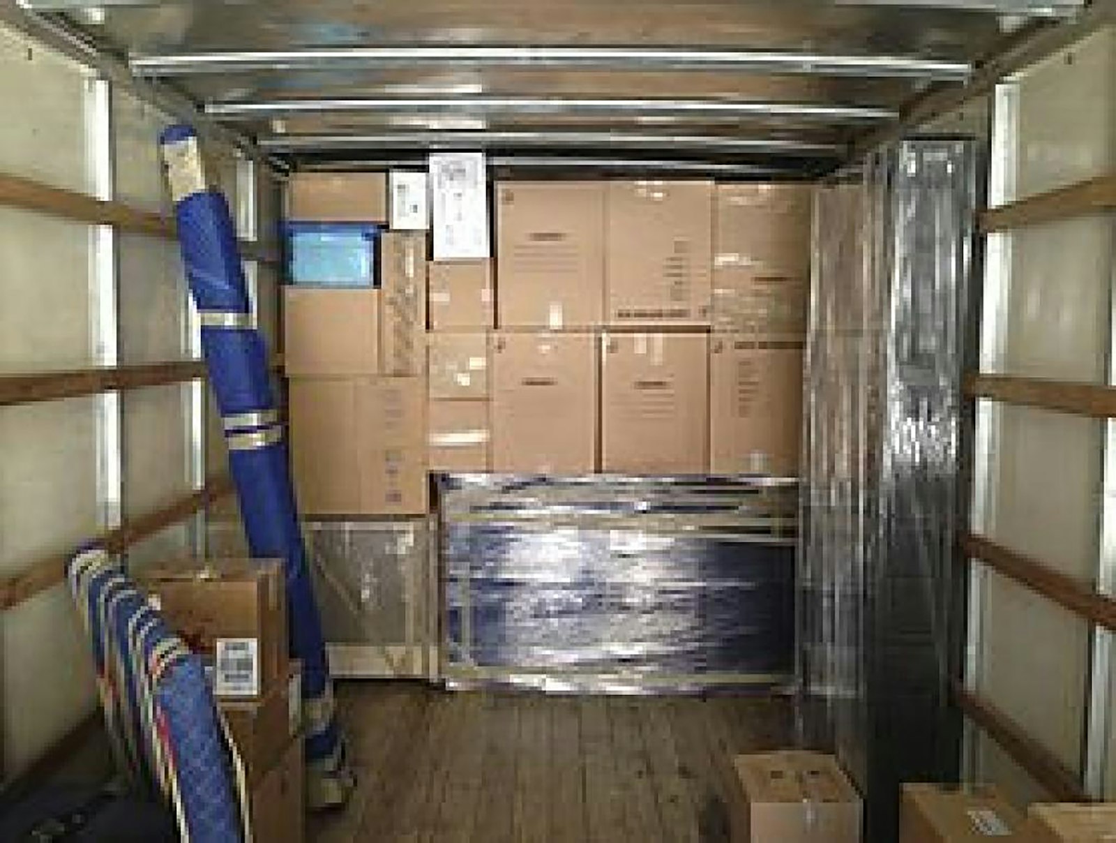Anchor Movers crew loading a truck